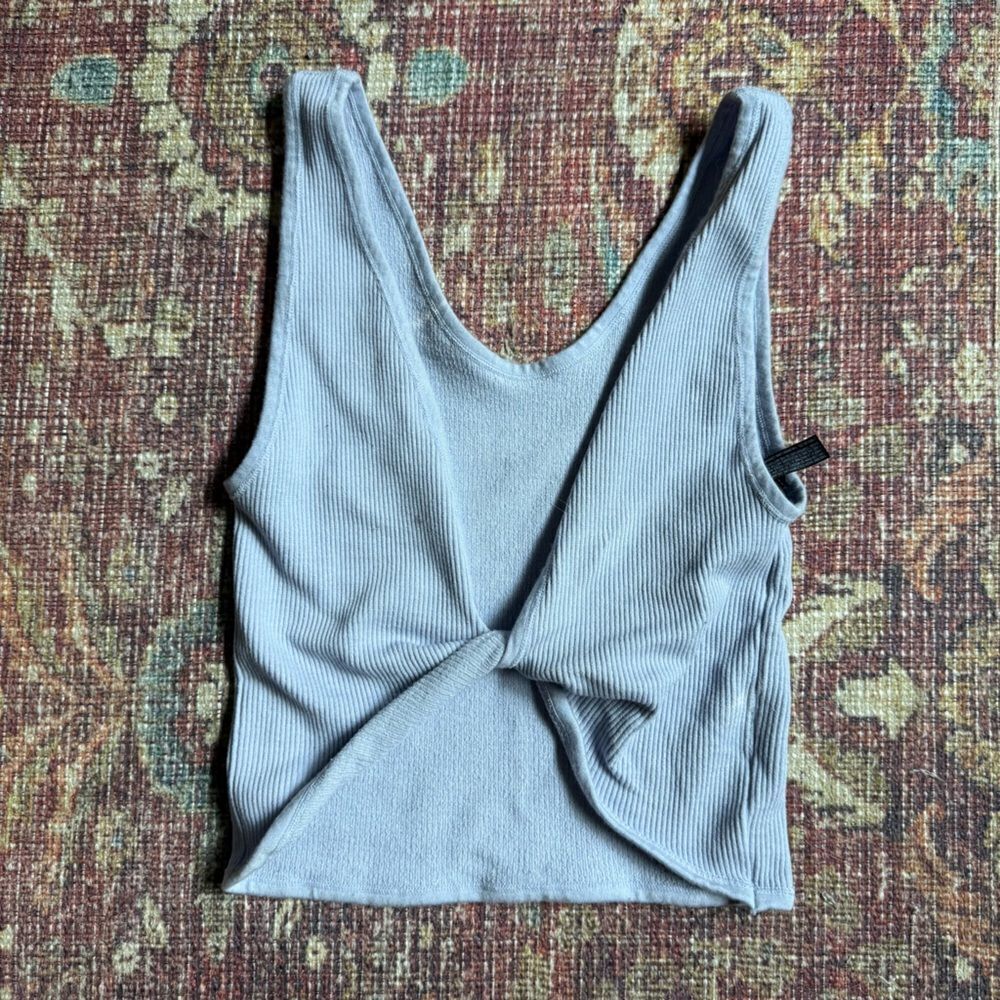 XS/S Out From Under Blue Purple twist front seamless ribbed knit tank